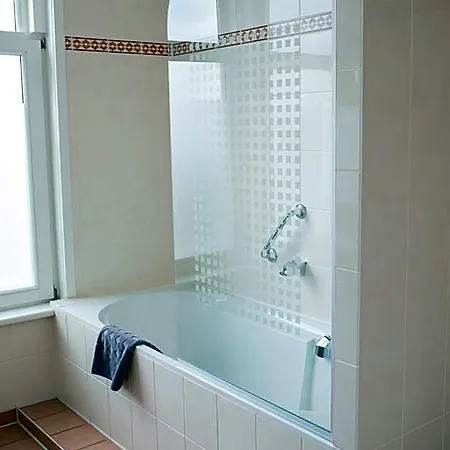 Het Rechthuis 4*
