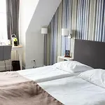 海特雷克特惠斯酒店